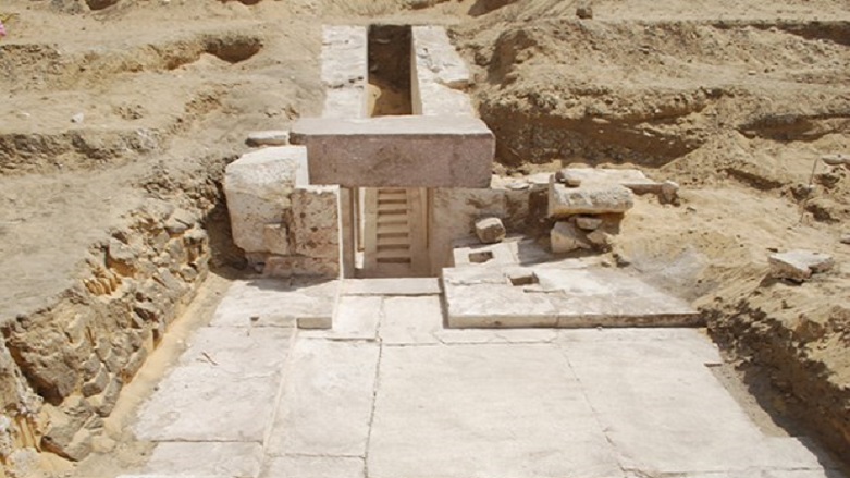 Mısır’da yeni bir piramit keşfedildi